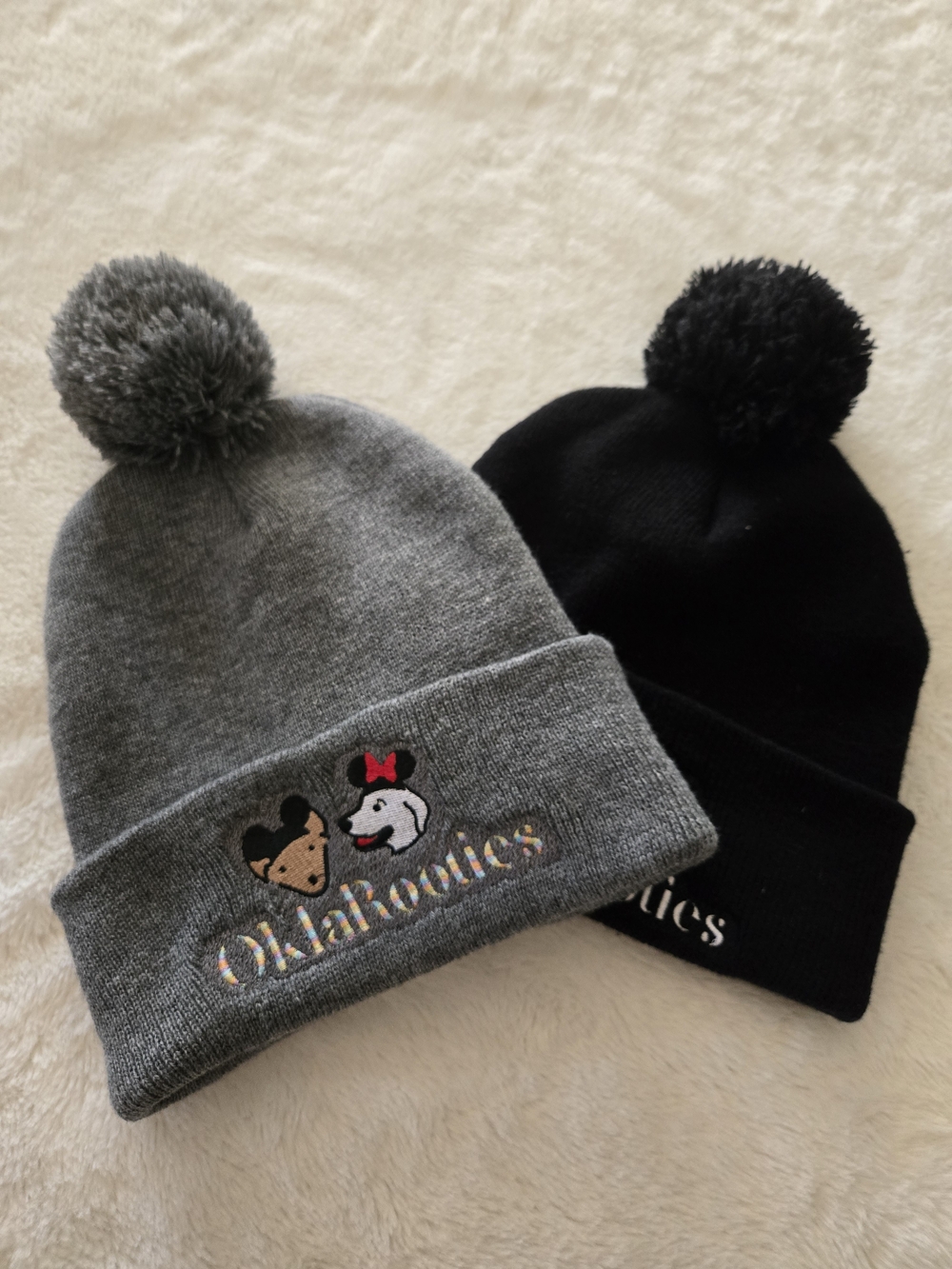 Oklarooties Pom Pom Beanie Hat - Gray